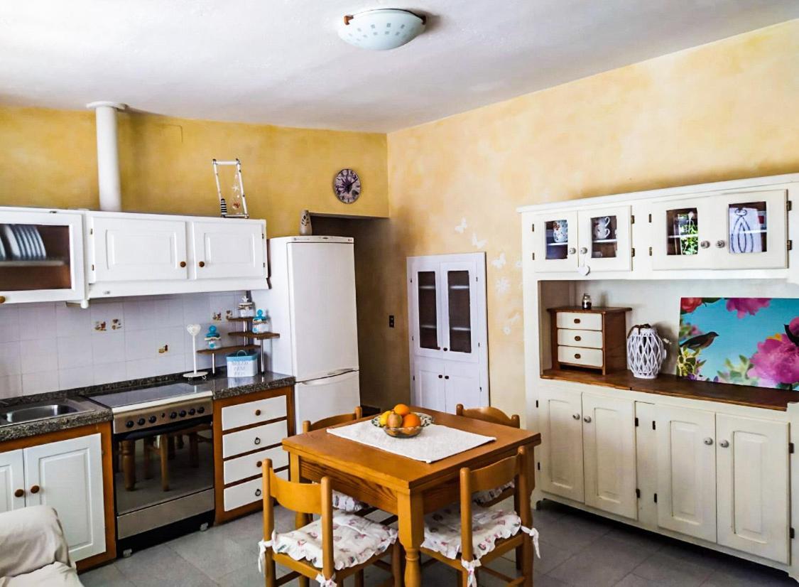 Apartamento Casa Maddalenina Con Giardino, Vicino Al Mare! La Maddalena  Exterior foto