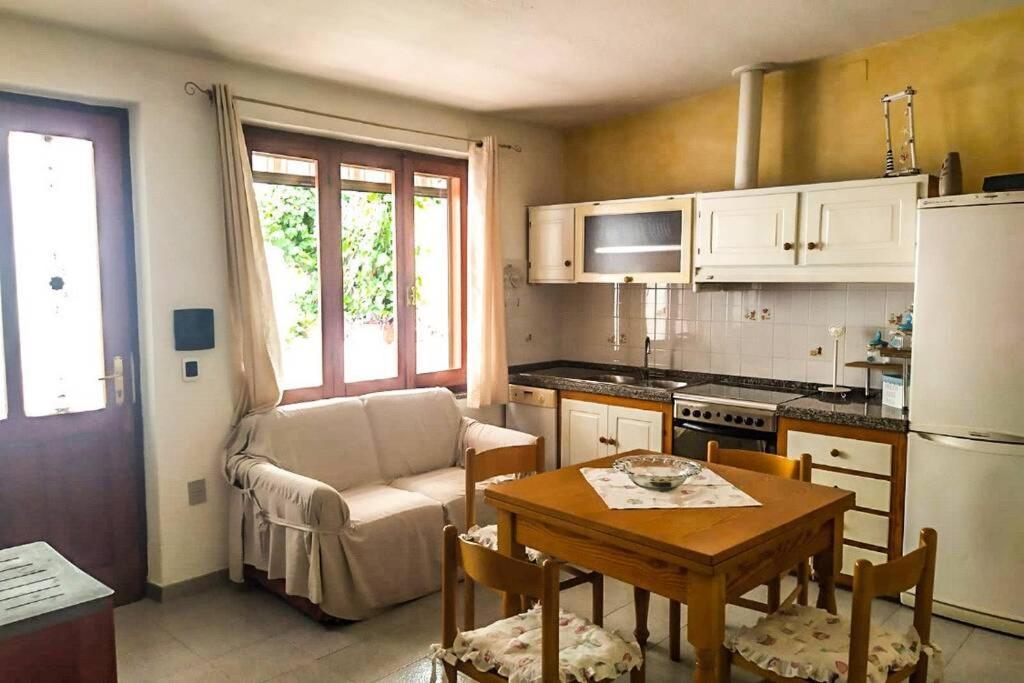 Apartamento Casa Maddalenina Con Giardino, Vicino Al Mare! La Maddalena  Exterior foto
