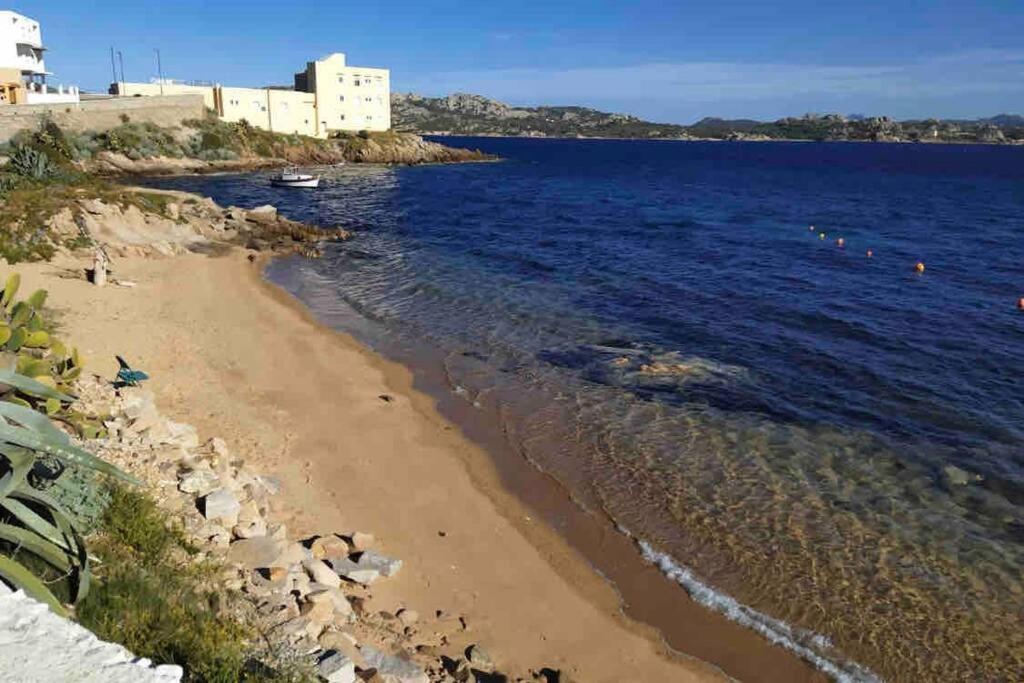 Apartamento Casa Maddalenina Con Giardino, Vicino Al Mare! La Maddalena  Exterior foto